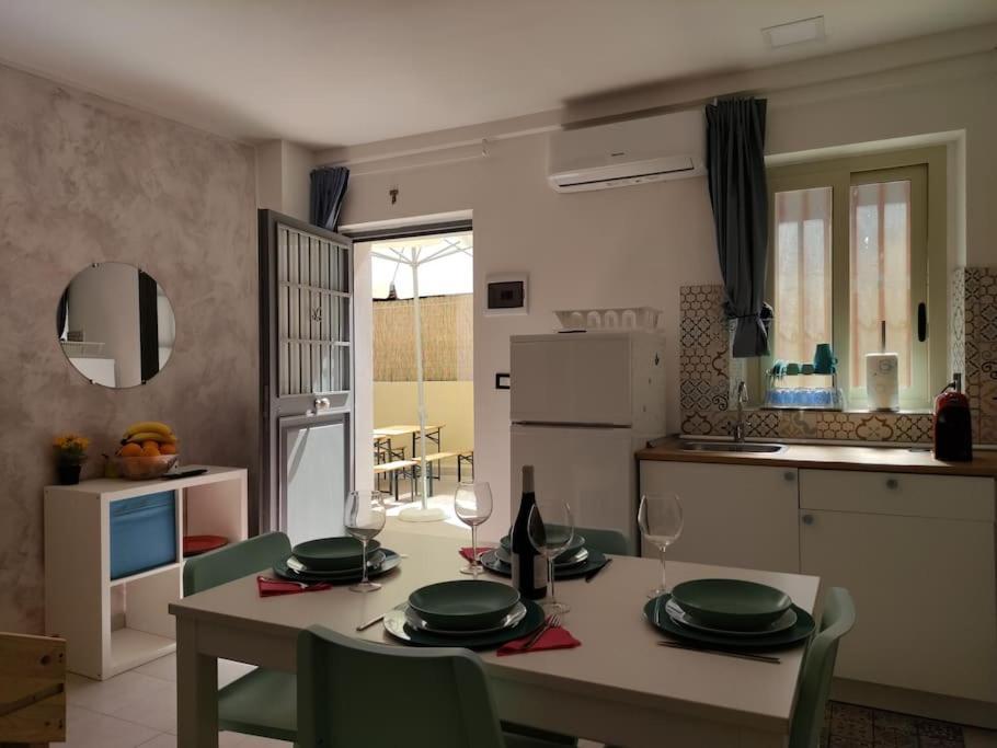 Team019 Casa Giusi Terrace & Sicilian Charm Apartment Катания Екстериор снимка